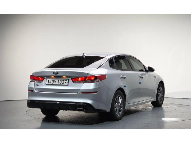 Kia K5 - автомобили, коли, обяви за нови и употребявани 1