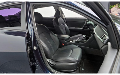 Kia K5 - автомобили, коли, обяви за нови и употребявани 9