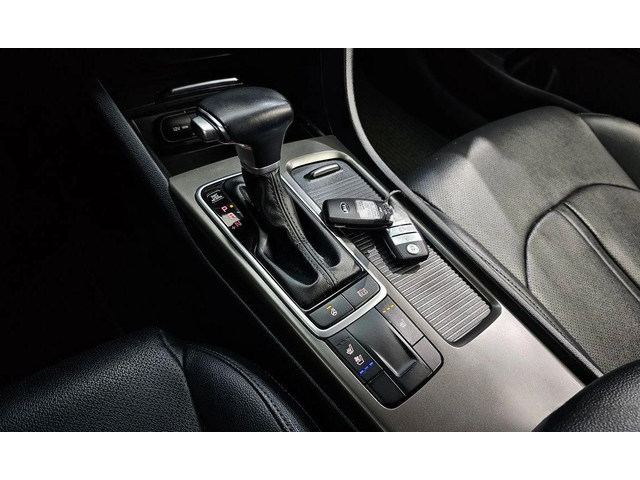 Kia K5 - автомобили, коли, обяви за нови и употребявани 8