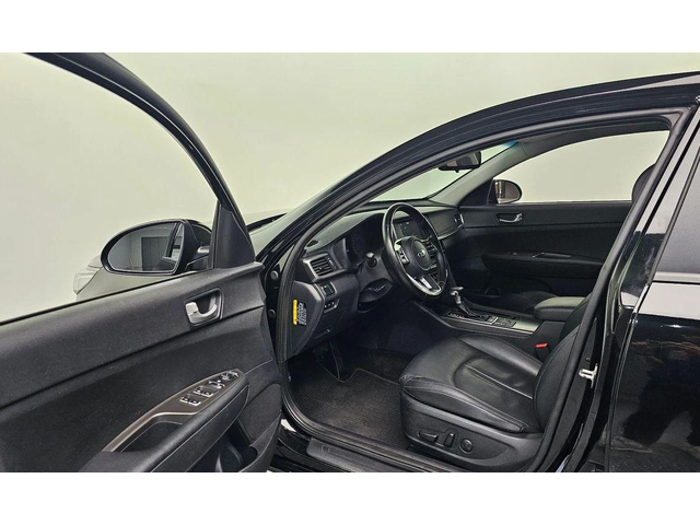 Kia K5 - автомобили, коли, обяви за нови и употребявани 10