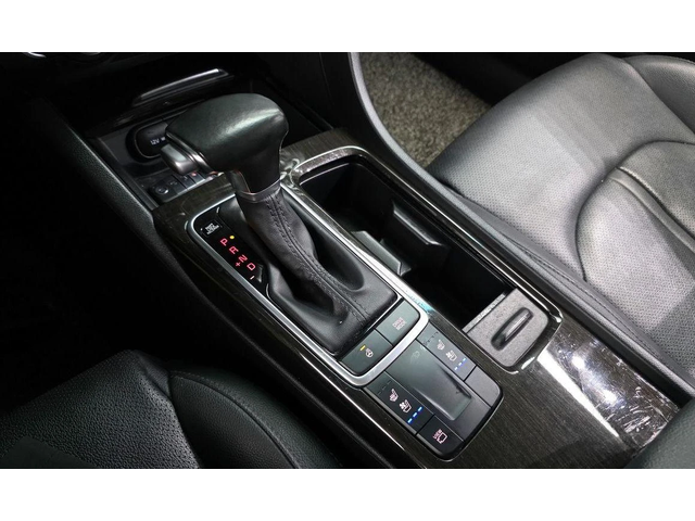 Kia K5 - автомобили, коли, обяви за нови и употребявани 8