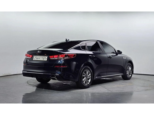 Kia K5 - автомобили, коли, обяви за нови и употребявани 1