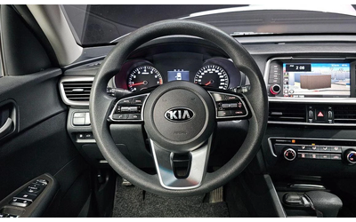 Kia K5 - автомобили, коли, обяви за нови и употребявани 12