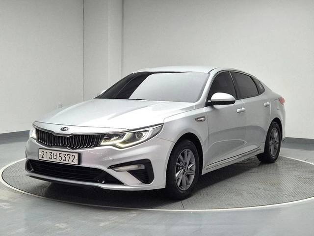 Kia K5 - автомобили, коли, обяви за нови и употребявани 0