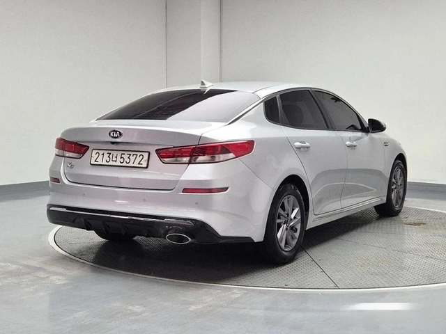 Kia K5 - автомобили, коли, обяви за нови и употребявани 2