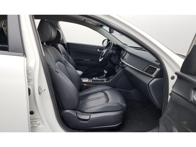 Kia K5 - автомобили, коли, обяви за нови и употребявани 10