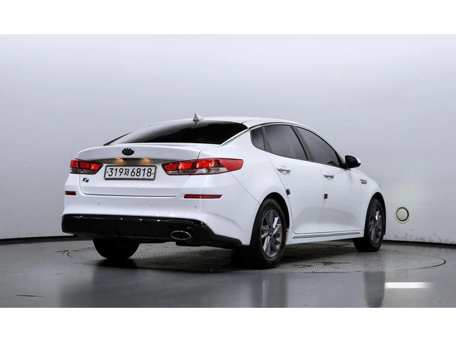 Kia K5 - автомобили, коли, обяви за нови и употребявани 1