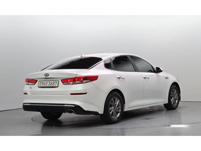 Kia K5 - автомобили, коли, обяви за нови и употребявани 1