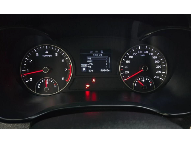 Kia K5 - автомобили, коли, обяви за нови и употребявани 7