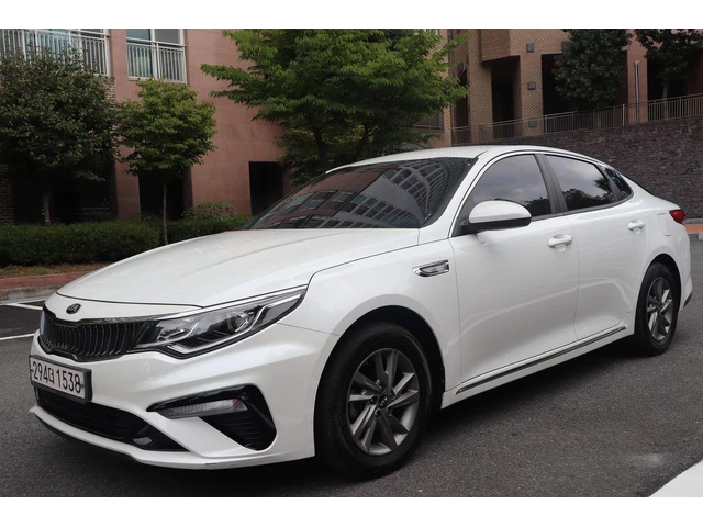 Kia K5 - автомобили, коли, обяви за нови и употребявани 0