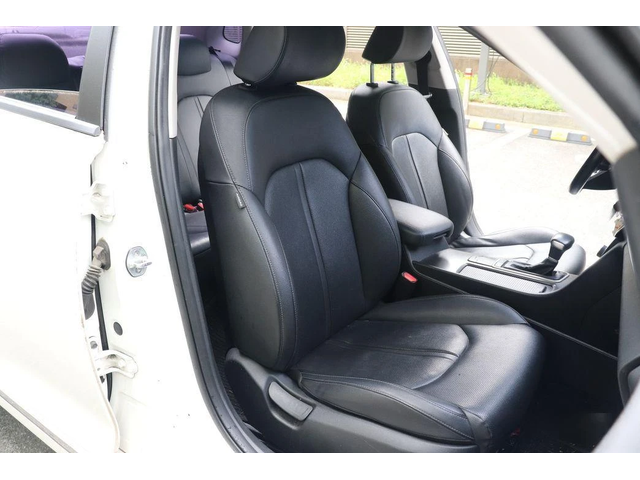 Kia K5 - автомобили, коли, обяви за нови и употребявани 10