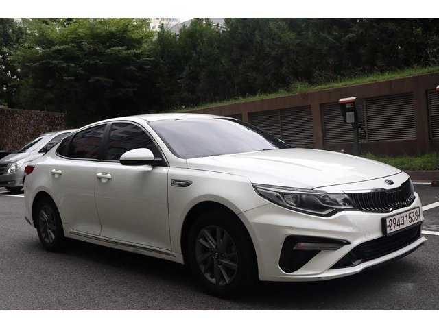 Kia K5 - автомобили, коли, обяви за нови и употребявани 1