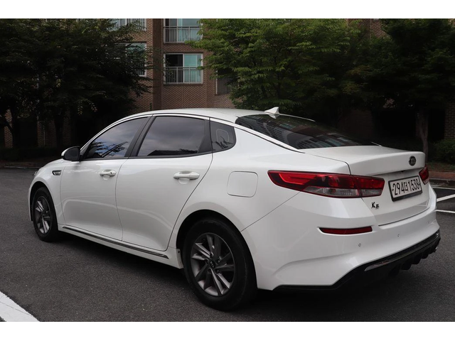 Kia K5 - автомобили, коли, обяви за нови и употребявани 2