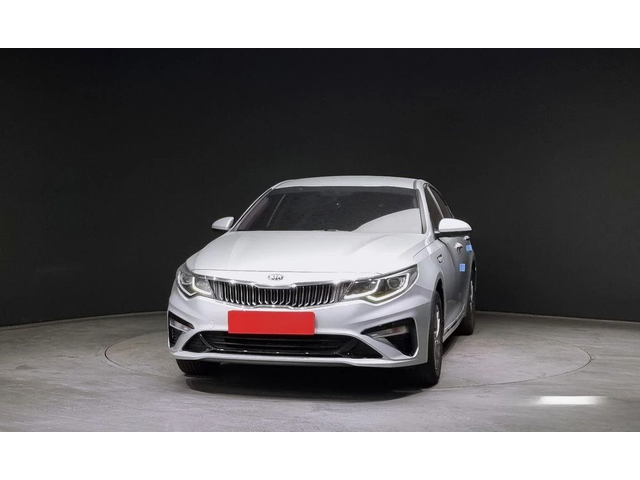 Kia K5 - автомобили, коли, обяви за нови и употребявани 3