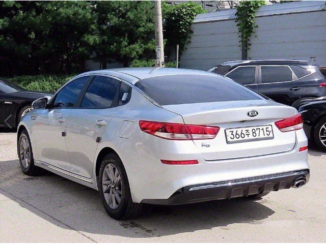 Kia K5 - автомобили, коли, обяви за нови и употребявани 2