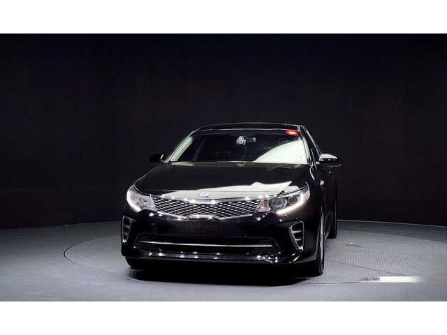 Kia K5 - автомобили, коли, обяви за нови и употребявани 2