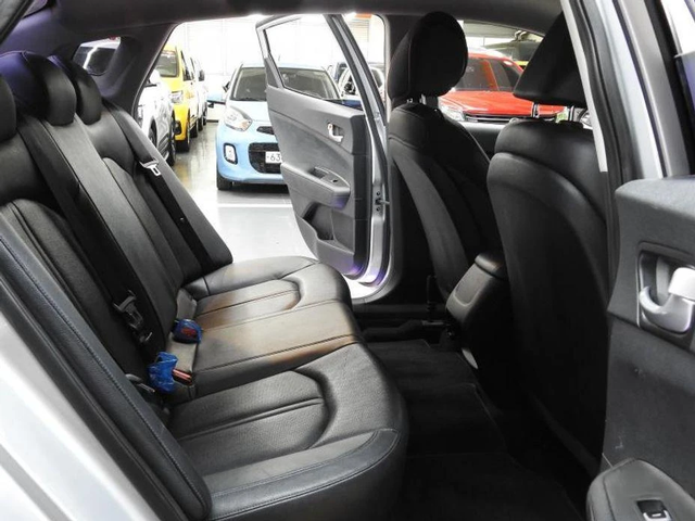 Kia K5 LPG - автомобили, коли, обяви за нови и употребявани 10