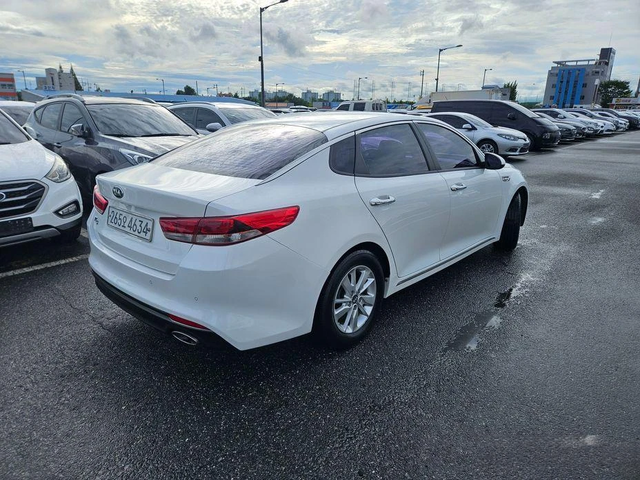 Kia K5 LPG - автомобили, коли, обяви за нови и употребявани 3