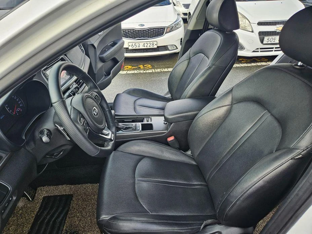 Kia K5 LPG - автомобили, коли, обяви за нови и употребявани 4