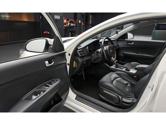 Kia K5 LPG - автомобили, коли, обяви за нови и употребявани 10