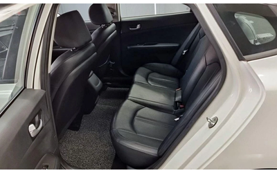 Kia K5 LPG - автомобили, коли, обяви за нови и употребявани 7