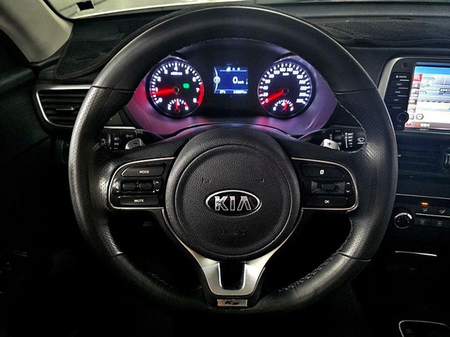Kia K5 - автомобили, коли, обяви за нови и употребявани 3