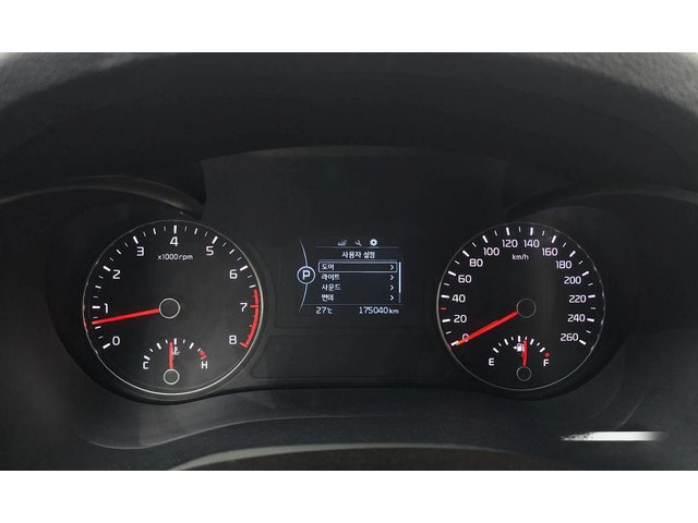 Kia K5 LPG - автомобили, коли, обяви за нови и употребявани 7