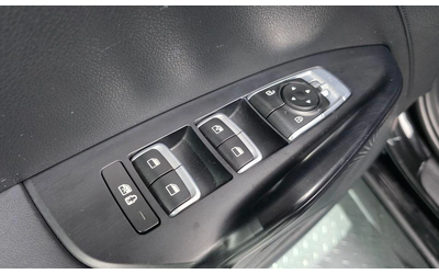 Kia K5 - автомобили, коли, обяви за нови и употребявани 11