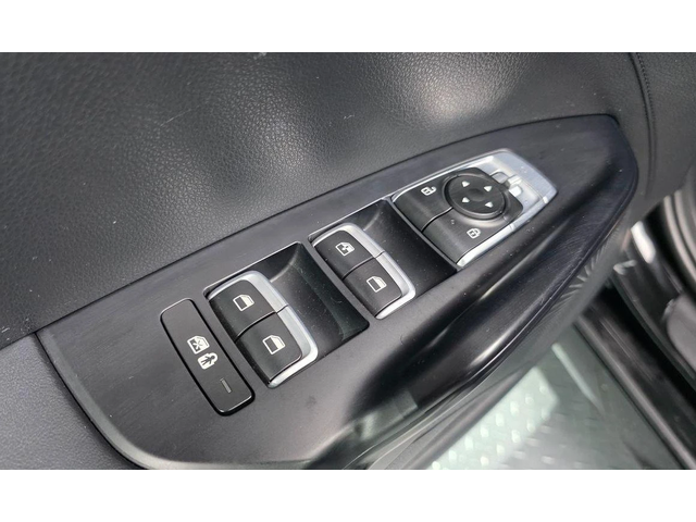 Kia K5 - автомобили, коли, обяви за нови и употребявани 11