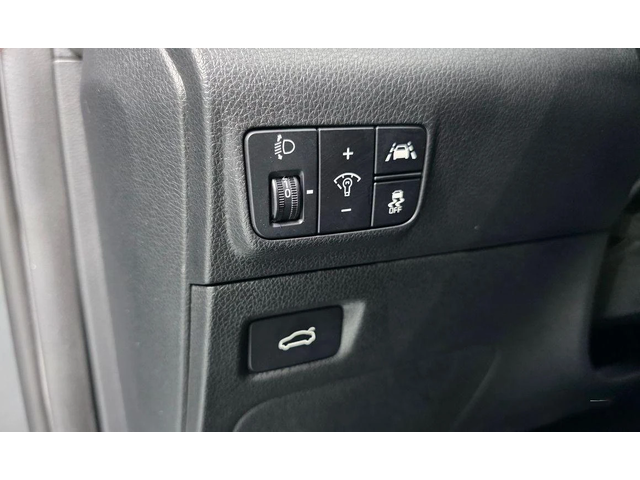 Kia K5 - автомобили, коли, обяви за нови и употребявани 12