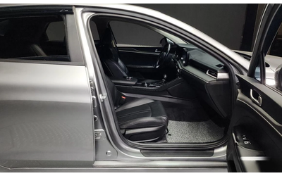 Kia K5 - автомобили, коли, обяви за нови и употребявани 8