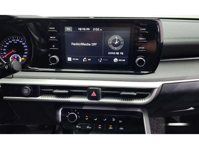 Kia K5 - автомобили, коли, обяви за нови и употребявани 13