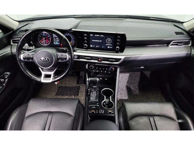 Kia K5 - автомобили, коли, обяви за нови и употребявани 6