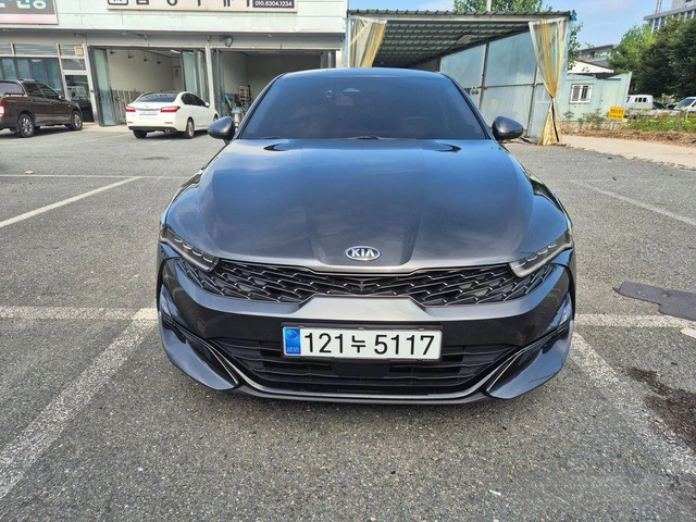 Kia K5 - автомобили, коли, обяви за нови и употребявани 0