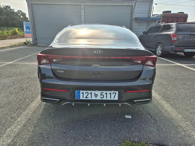 Kia K5 - автомобили, коли, обяви за нови и употребявани 4