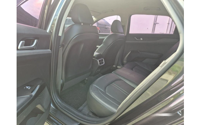 Kia K5 - автомобили, коли, обяви за нови и употребявани 8