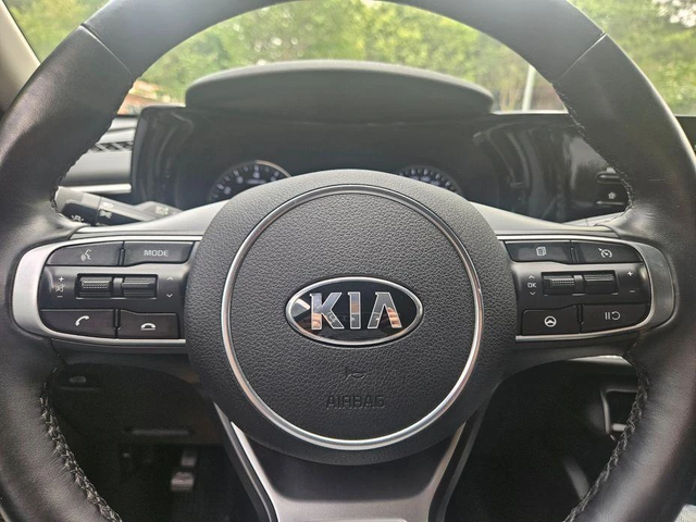 Kia K5 - автомобили, коли, обяви за нови и употребявани 7