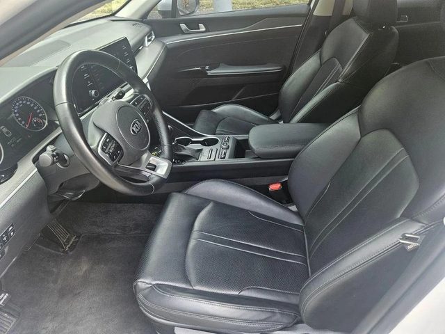 Kia K5 - автомобили, коли, обяви за нови и употребявани 9