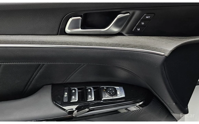 Kia K5 2.0 LPG SIGNATURE * НАЙ-ДОБРА ЦЕНА В БЪЛГАРИЯ* - автомобили, коли, обяви за нови и употребявани 12