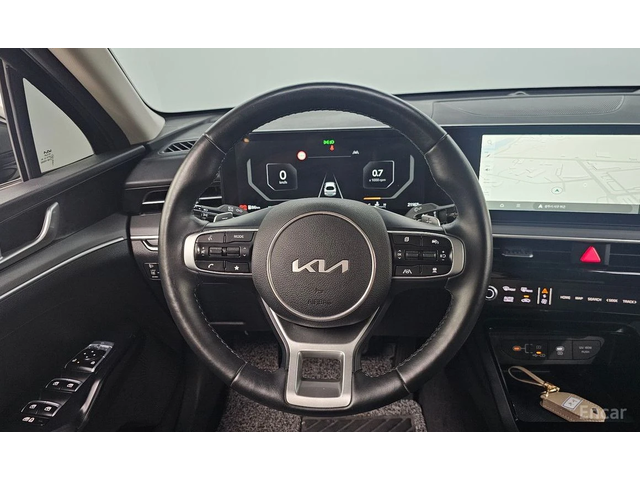 Kia K5 2.0 LPG PRESTIGE - автомобили, коли, обяви за нови и употребявани 8