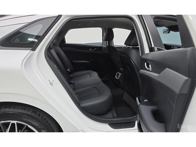 Kia K5 2.0 LPI TRENDY * НАЙ-ДОБРА ЦЕНА В БЪЛГАРИЯ* - автомобили, коли, обяви за нови и употребявани 10