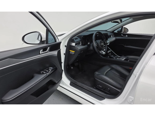 Kia K5 2.0 LPI TRENDY * НАЙ-ДОБРА ЦЕНА В БЪЛГАРИЯ* - автомобили, коли, обяви за нови и употребявани 8