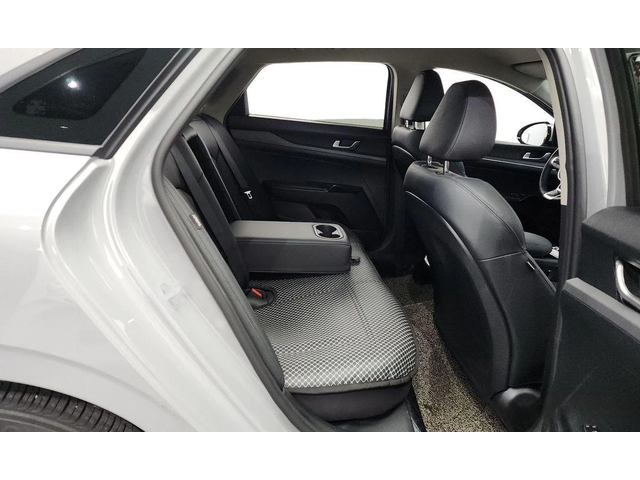 Kia K5 2.0 LPG PRESTIGE * НАЙ-ДОБРА ЦЕНА В БЪЛГАРИЯ* - автомобили, коли, обяви за нови и употребявани 11