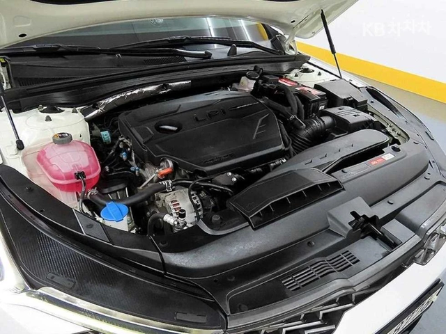 Kia K5 2.0 LPi - ФАБРИЧНО ЛИЗИНГ БЕЗ ПЪРВОНАЧАЛНА ВНОСКА - автомобили, коли, обяви за нови и употребявани 15