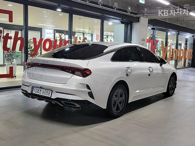 Kia K5 2.0 LPi - ФАБРИЧНО ЛИЗИНГ БЕЗ ПЪРВОНАЧАЛНА ВНОСКА - автомобили, коли, обяви за нови и употребявани 3