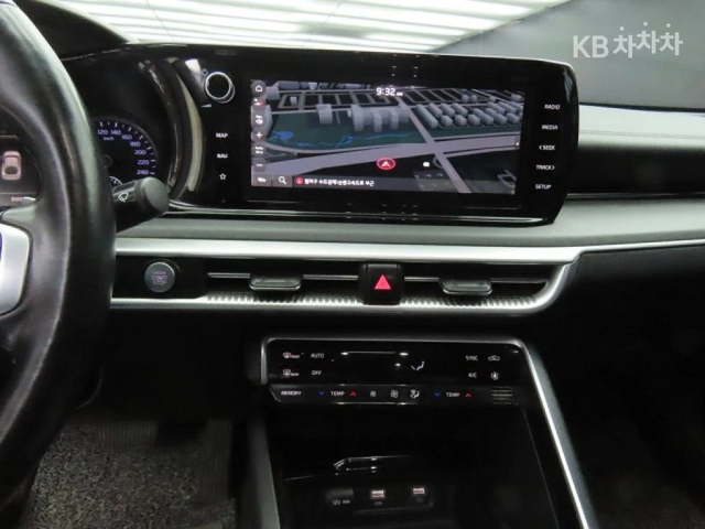 Kia K5 2.0 LPi - ФАБРИЧНО ЛИЗИНГ БЕЗ ПЪРВОНАЧАЛНА ВНОСКА - автомобили, коли, обяви за нови и употребявани 10