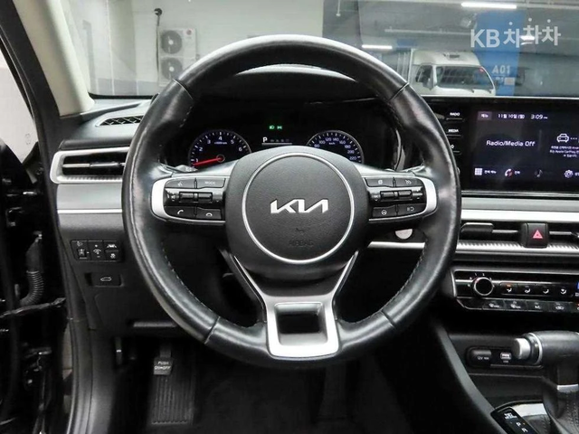 Kia K5 2.0 LPi - ФАБРИЧНО ЛИЗИНГ БЕЗ ПЪРВОНАЧАЛНА ВНОСКА - автомобили, коли, обяви за нови и употребявани 3