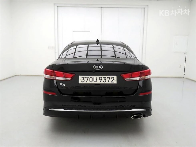 Kia K5 2.0 LPi ФАБРИЧНО ЛИЗИНГ БЕЗ ПЪРВОНАЧАЛНА ВНОСКА - автомобили, коли, обяви за нови и употребявани 2