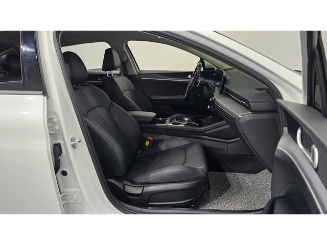 Kia K5 2.0LPI PRESTIGE autogeorge.com - автомобили, коли, обяви за нови и употребявани 7