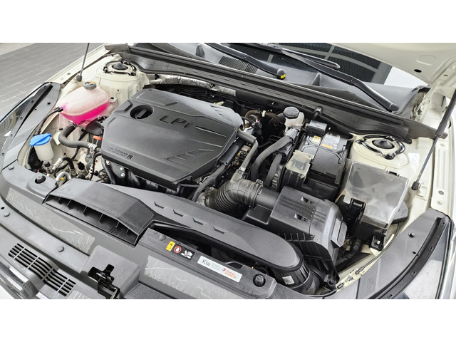 Kia K5 2.0LPI PRESTIGE autogeorge.com - автомобили, коли, обяви за нови и употребявани 5